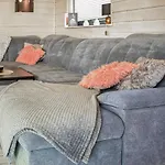 펜션 3 Bedroom Lovely In 슈체친