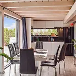 بيت للعطل 2 Bedroom Lovely In *
