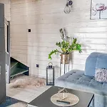 3 Bedroom Lovely In 슈체친