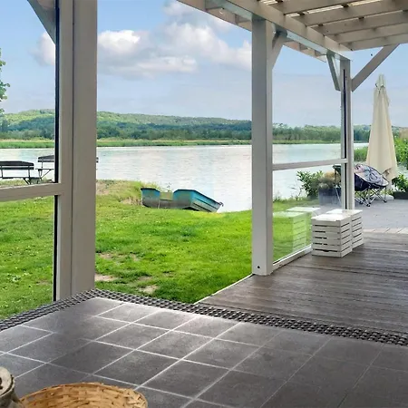Pet Friendly In With House Sea View