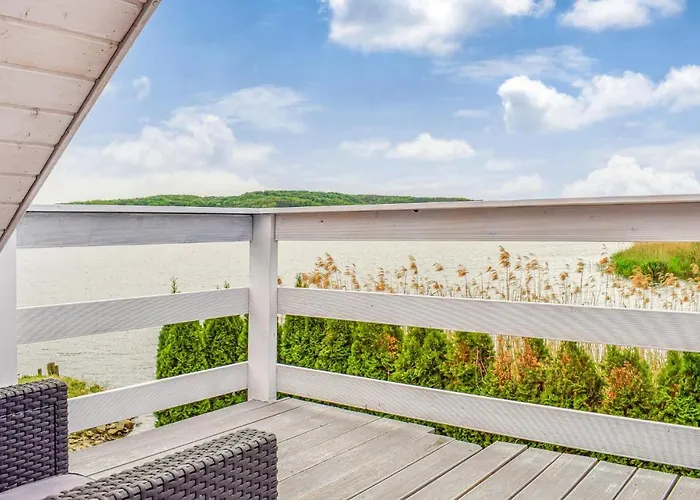 2 Bedroom Lovely In Casa de Férias