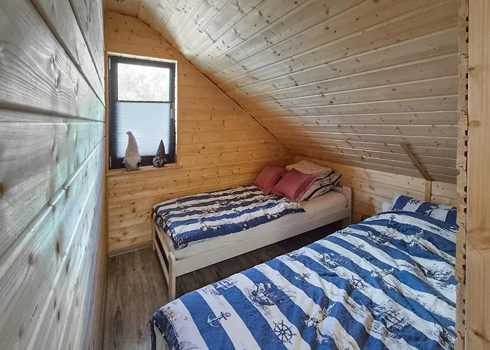 2 Bedroom Lovely In *