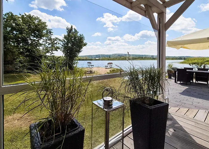 2 Bedroom Lovely In *